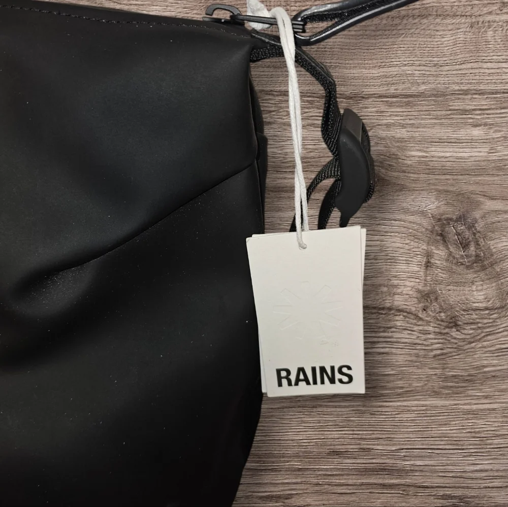 Rains Hilo Black Small Weekender Bag, No long strap